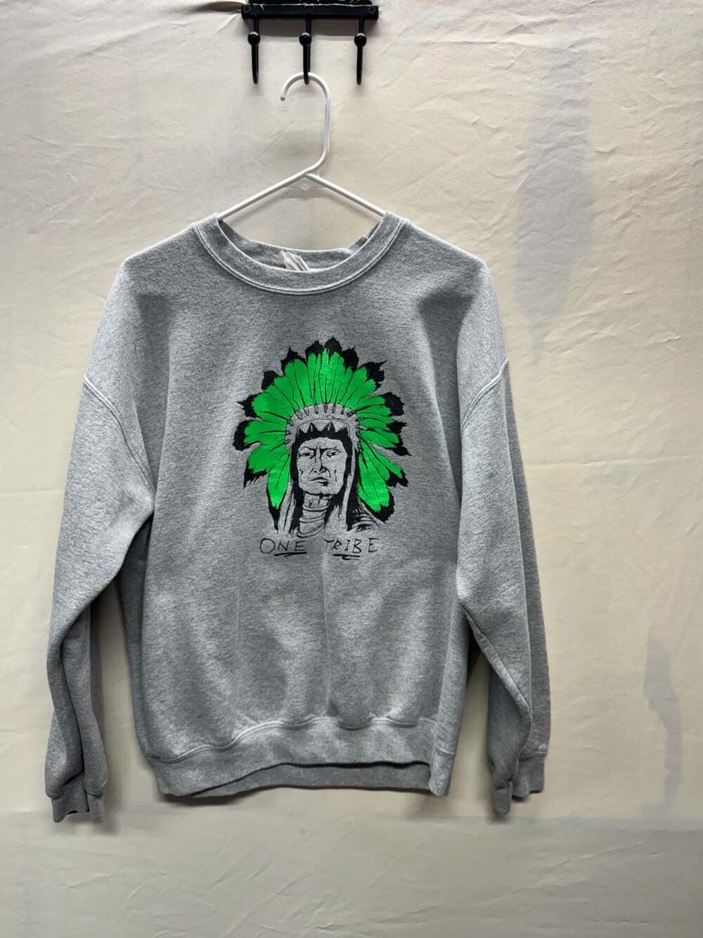 Gildan Heavy Blend One Tribe Native American Graphic Print Gray Crewneck Sweatsh